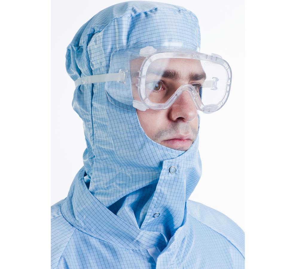 Man wearing BioClean Clearview™ Sterile Single Use Cleanroom Goggles with Blue Gown and Blue Hood - Sentinel Laboratories Ltd