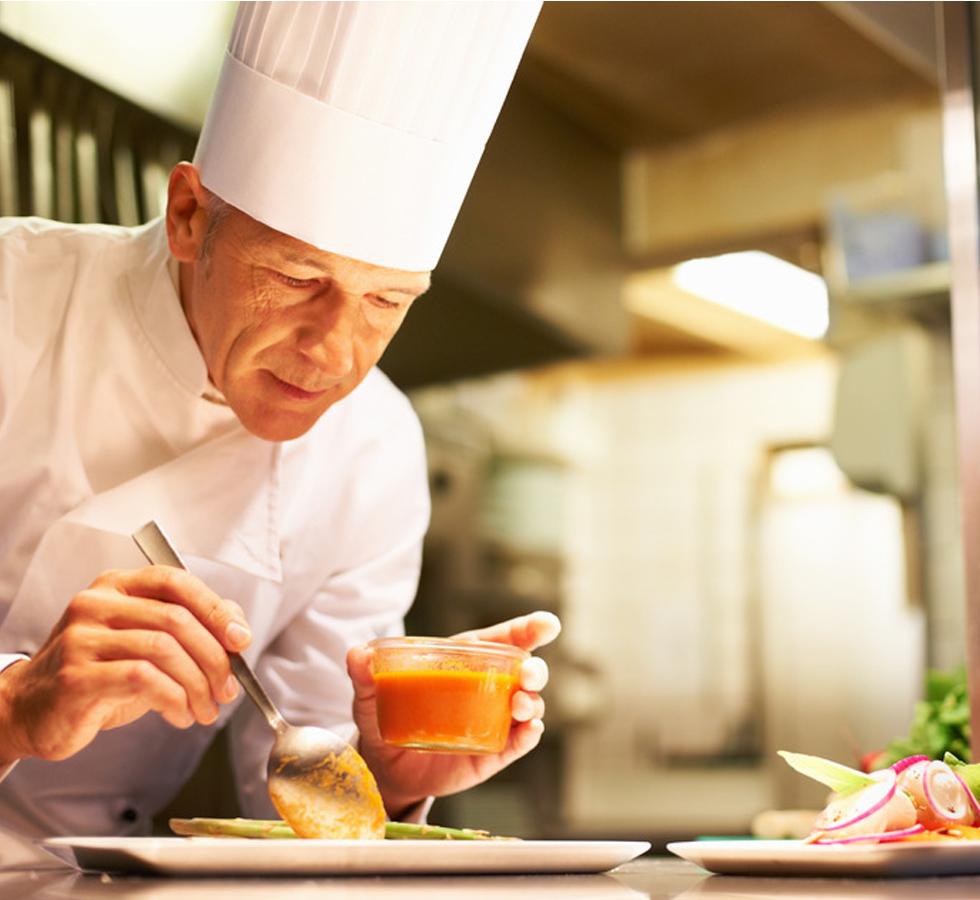Chef plating food - Health and Safety for Catering - Level 1 - Sentinel Laboratories Ltd